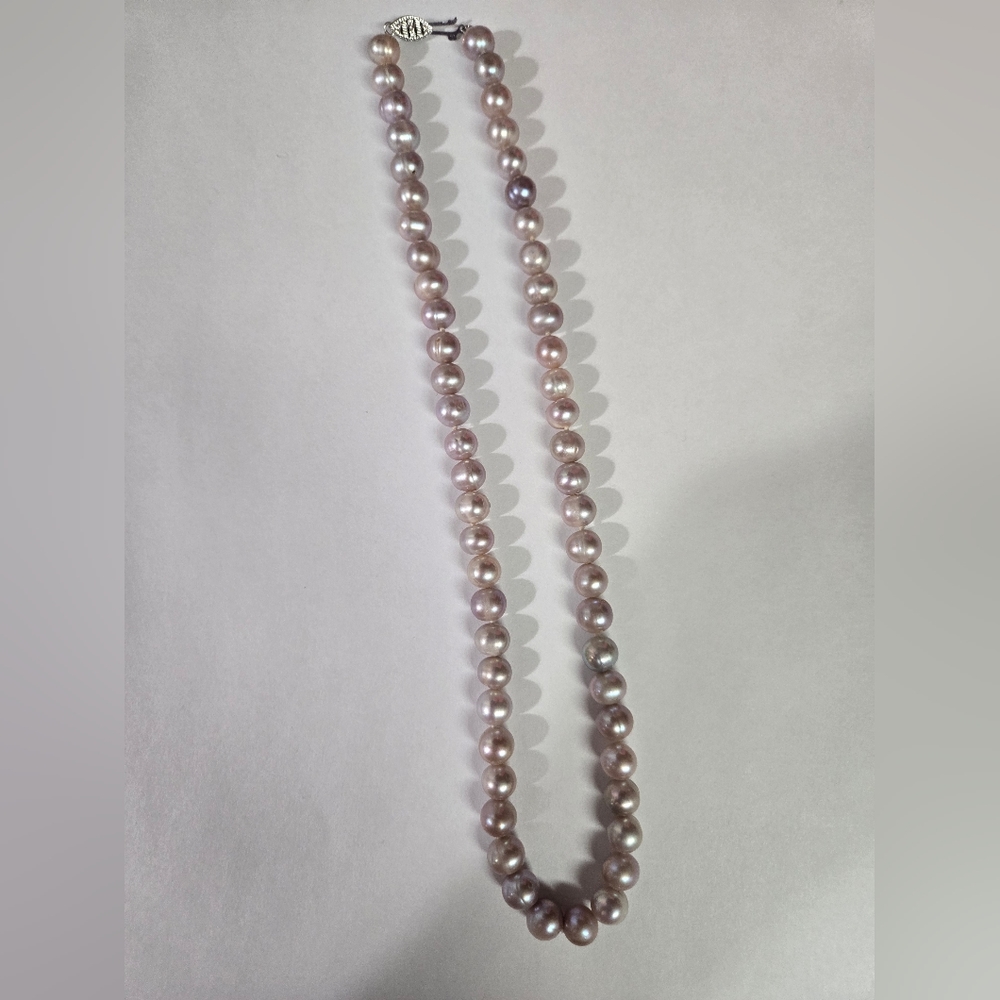 Lavender Purple Pearl Vintage LUC 925 Sterling Necklace